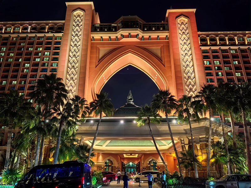 Serving-the-Hospitality-and-Residential-Industries